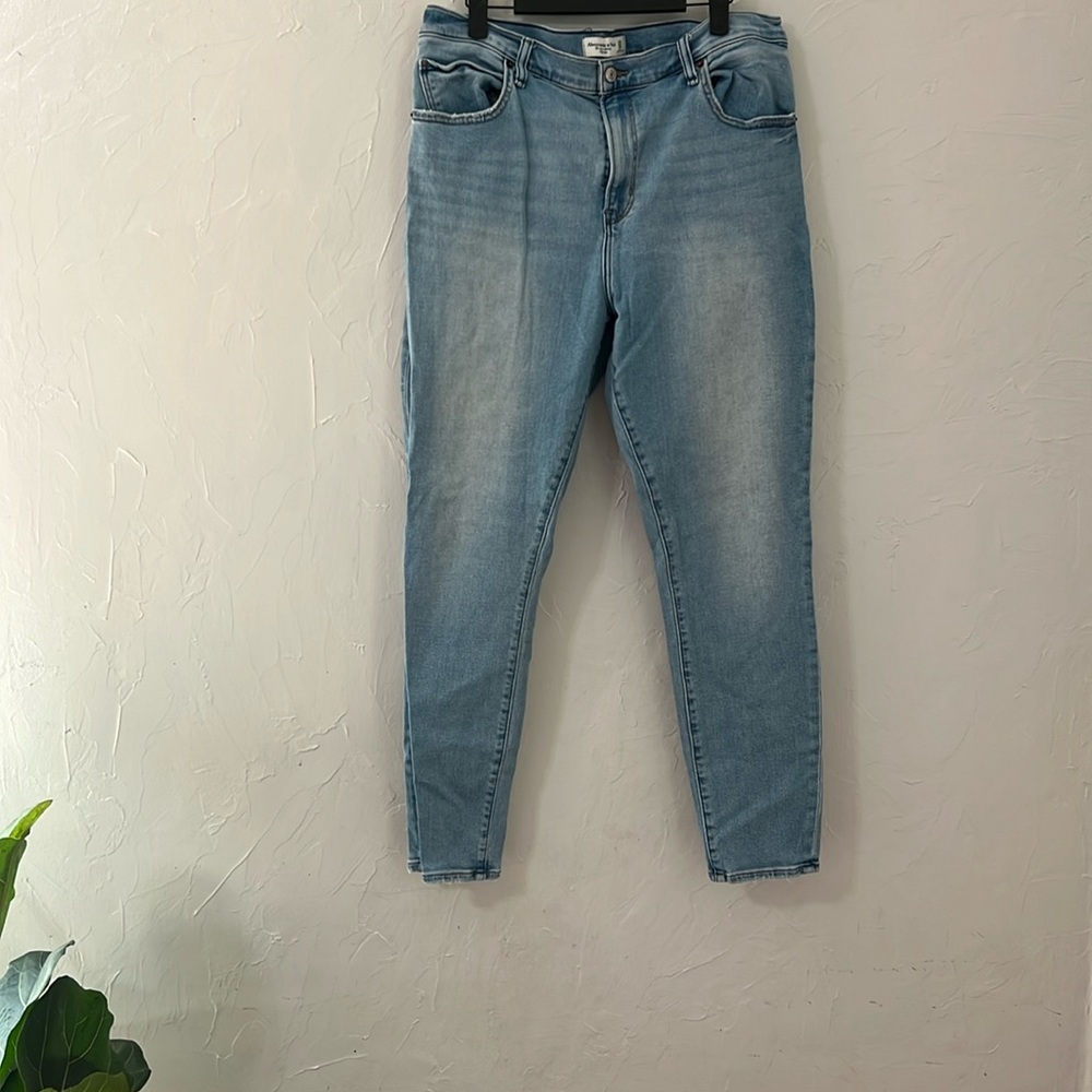 Abercrombie & Fitch super skinny high rise jeans